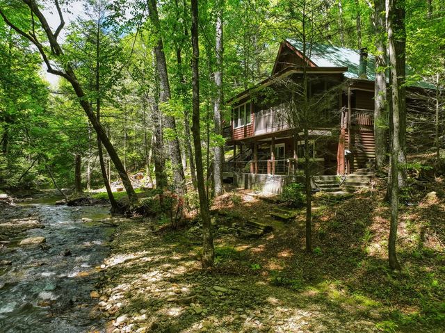 53 Laurel Ridge Drive, Ellijay, GA 30536