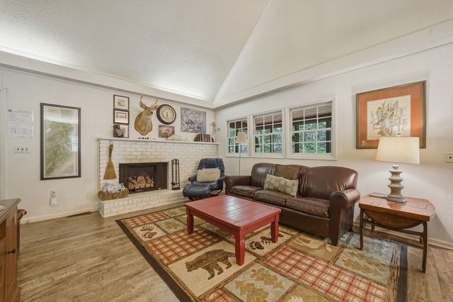 53 Laurel Ridge Drive, Ellijay, GA 30536