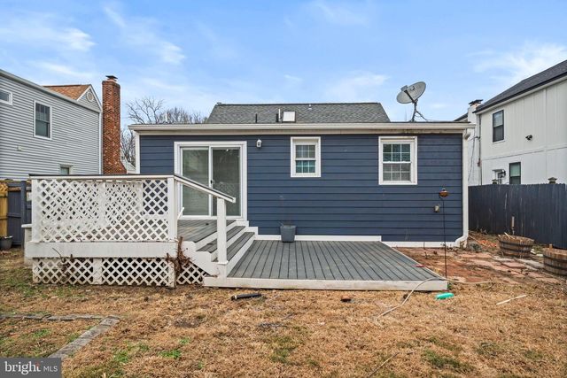 2604 1ST ST S, Arlington, VA 22204