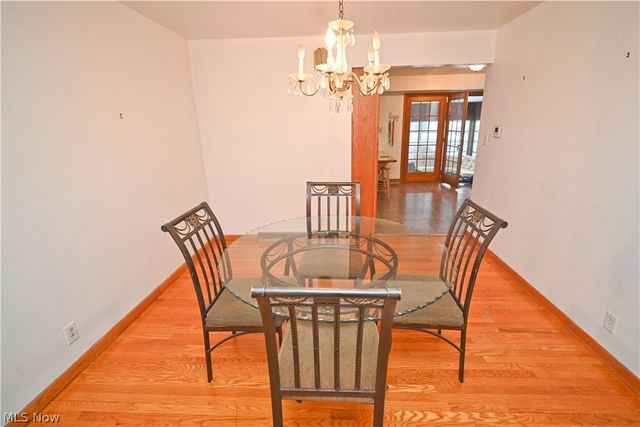 8002 Sigle Lane, Poland, OH 44514