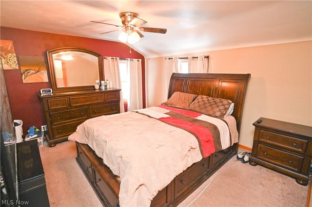 8002 Sigle Lane, Poland, OH 44514