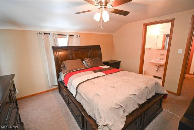 8002 Sigle Lane, Poland, OH 44514