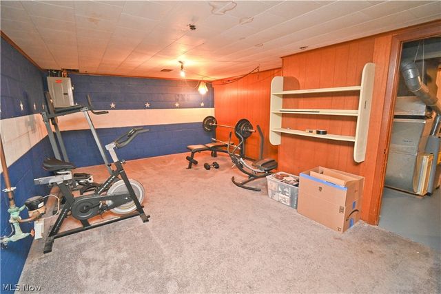 8002 Sigle Lane, Poland, OH 44514