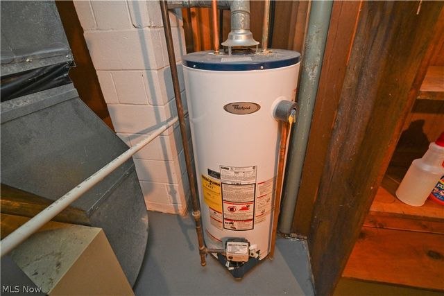 8002 Sigle Lane, Poland, OH 44514