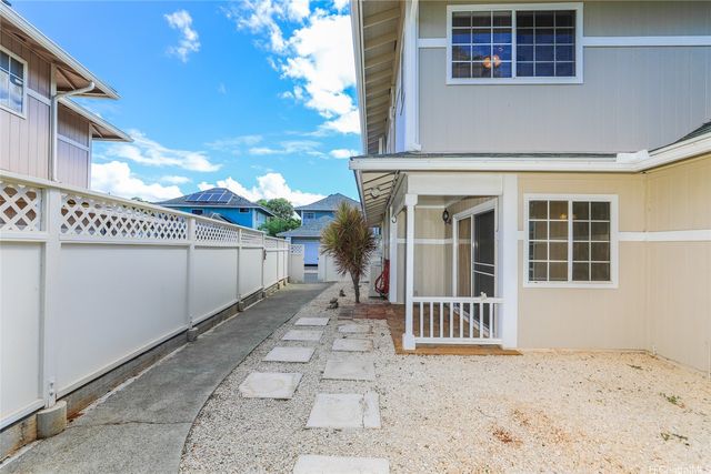 91-1221 Aawa Drive, Ewa Beach, HI 96706