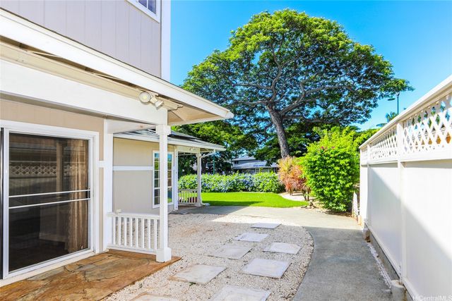 91-1221 Aawa Drive, Ewa Beach, HI 96706