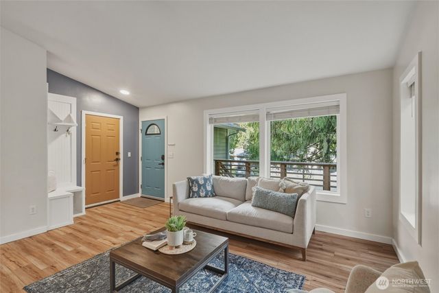 9 Sunnyside Lane, Bellingham, WA 98229