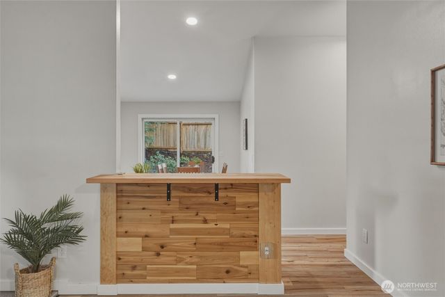 9 Sunnyside Lane, Bellingham, WA 98229