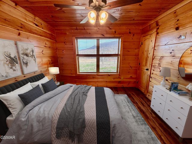 3863 Holders Grove Road, Cosby, TN 37722