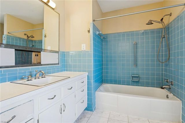 611 Jones ST, Suffolk, VA 23434