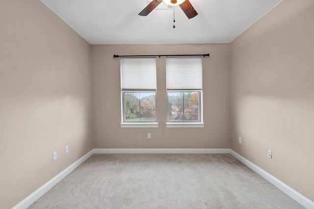 2 Harvest Dr 312, North Andover, MA 01845