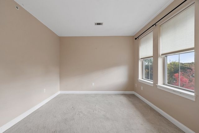 2 Harvest Dr 312, North Andover, MA 01845