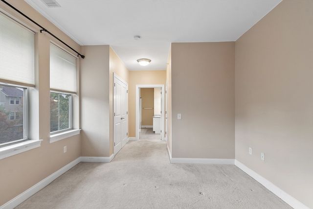 2 Harvest Dr 312, North Andover, MA 01845