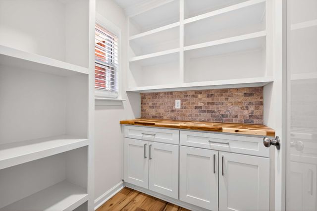 104 Erica Pl, Bell Buckle, TN 37020