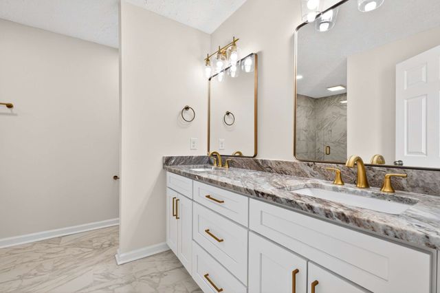 104 Erica Pl, Bell Buckle, TN 37020