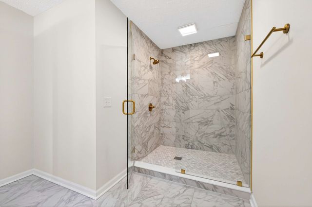 104 Erica Pl, Bell Buckle, TN 37020