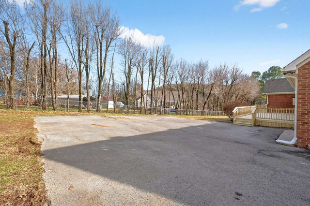 104 Erica Pl, Bell Buckle, TN 37020