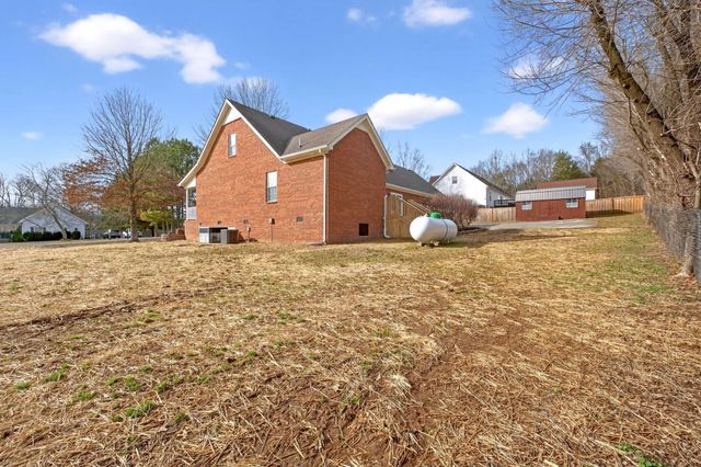 104 Erica Pl, Bell Buckle, TN 37020