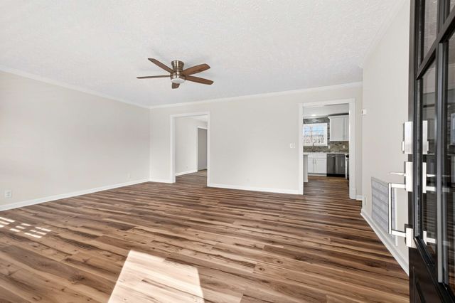 104 Erica Pl, Bell Buckle, TN 37020