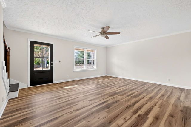 104 Erica Pl, Bell Buckle, TN 37020