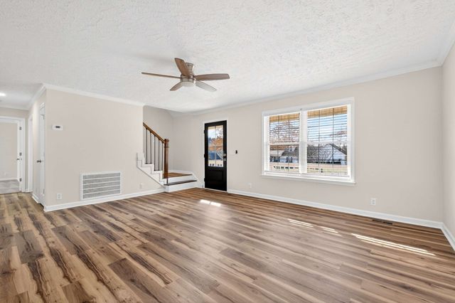 104 Erica Pl, Bell Buckle, TN 37020