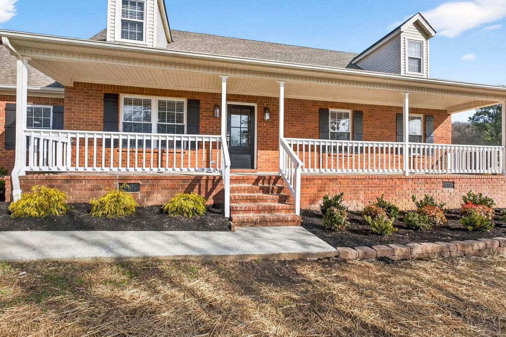 104 Erica Pl, Bell Buckle, TN 37020