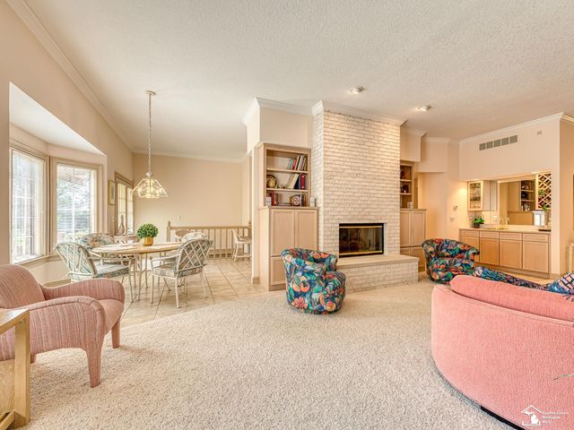 5572 Raven Parkway Drive, Monroe, MI 48161