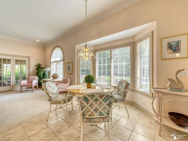 5572 Raven Parkway Drive, Monroe, MI 48161