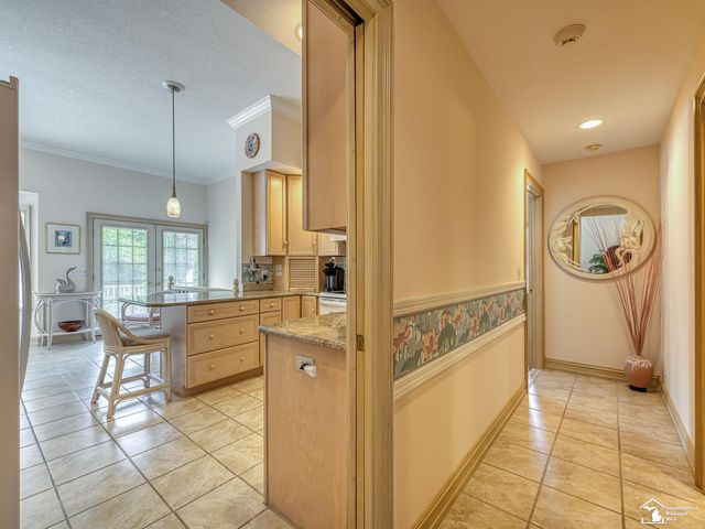5572 Raven Parkway Drive, Monroe, MI 48161
