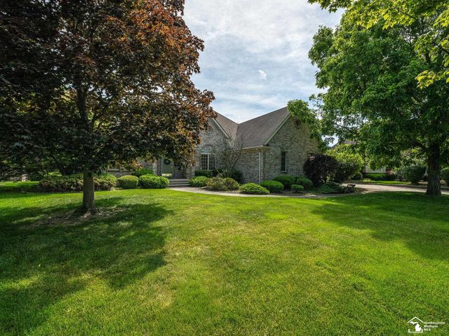 5572 Raven Parkway Drive, Monroe, MI 48161