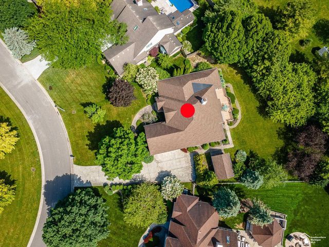 5572 Raven Parkway Drive, Monroe, MI 48161