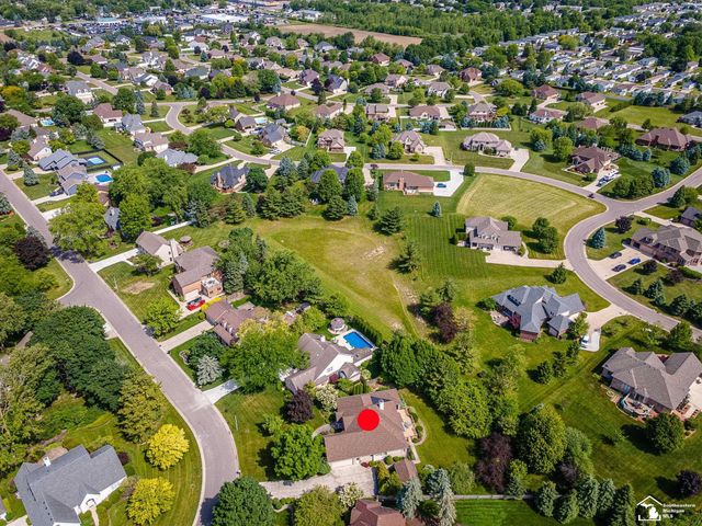 5572 Raven Parkway Drive, Monroe, MI 48161