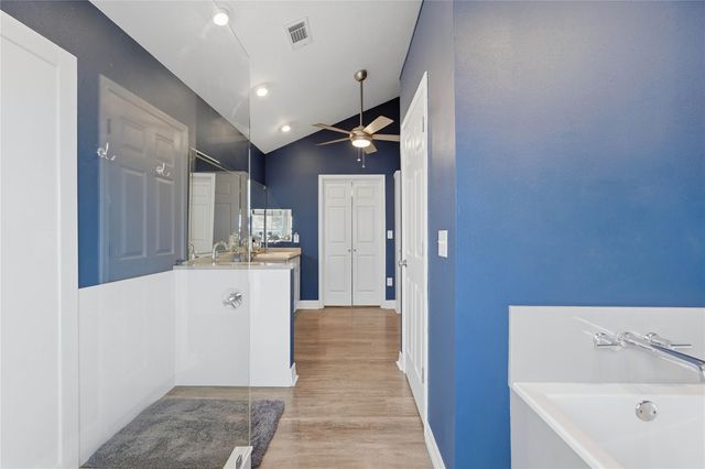 153 Shiprock, Livingston, TX 77351