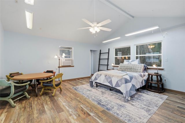 153 Shiprock, Livingston, TX 77351