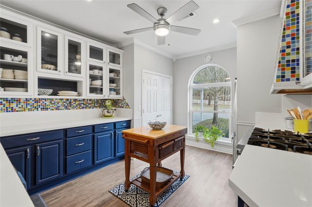 153 Shiprock, Livingston, TX 77351