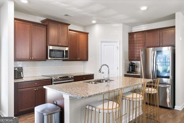 1214 Hawthorne Trail, Atlanta, GA 30344