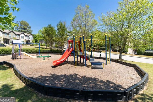 1214 Hawthorne Trail, Atlanta, GA 30344