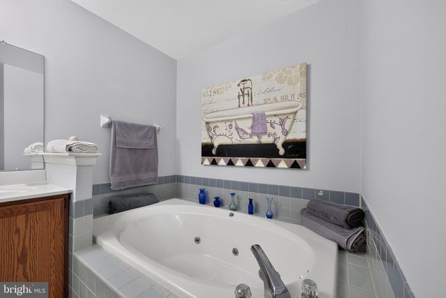 1606 COUNTRYSIDE LN, West Norriton, PA 19403