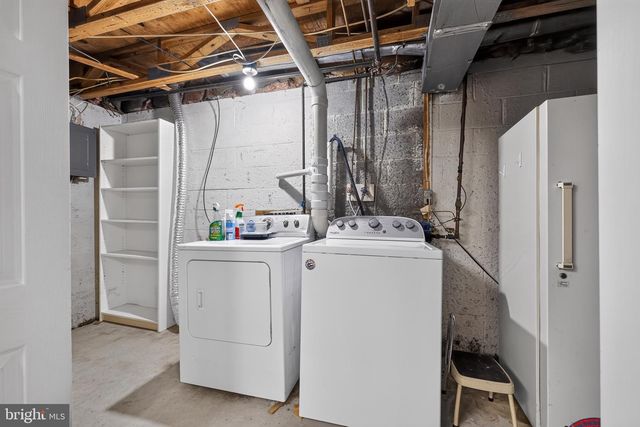 1606 COUNTRYSIDE LN, West Norriton, PA 19403