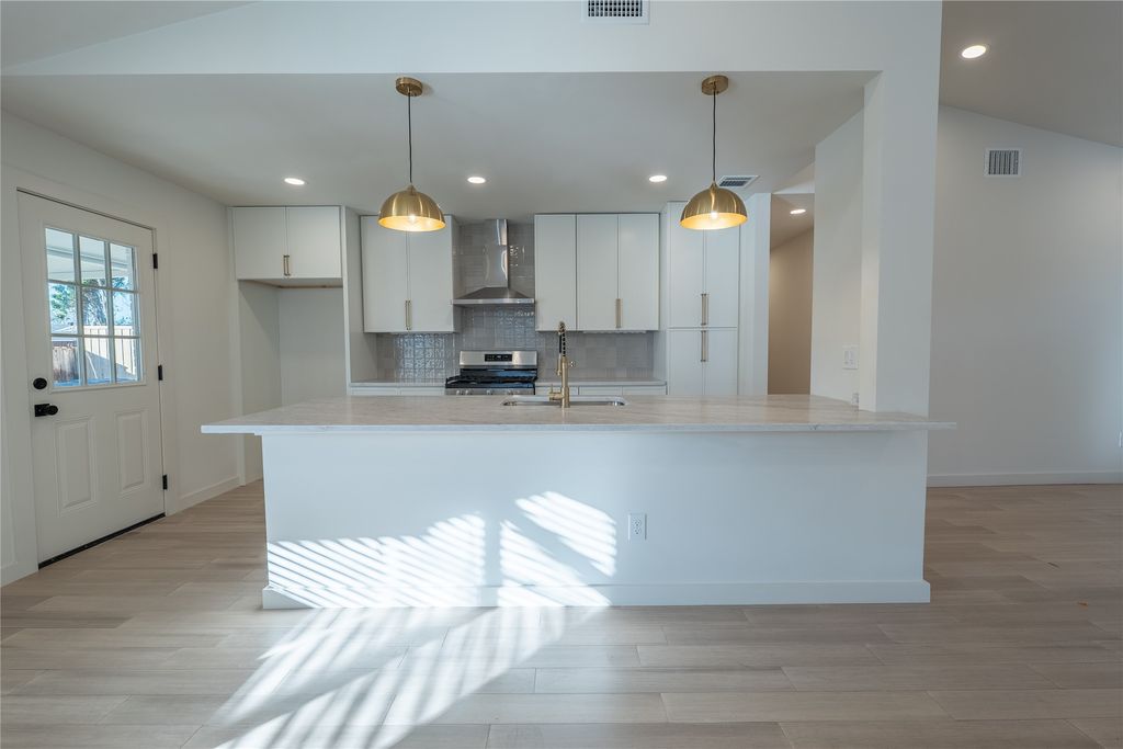 2958 Talisman Drive, Dallas, TX 75229