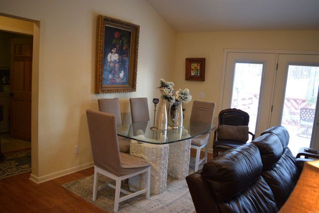 143 Rock Hill Rd, Fairfield Bay, AR 72088