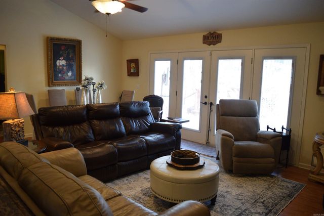 143 Rock Hill Rd, Fairfield Bay, AR 72088