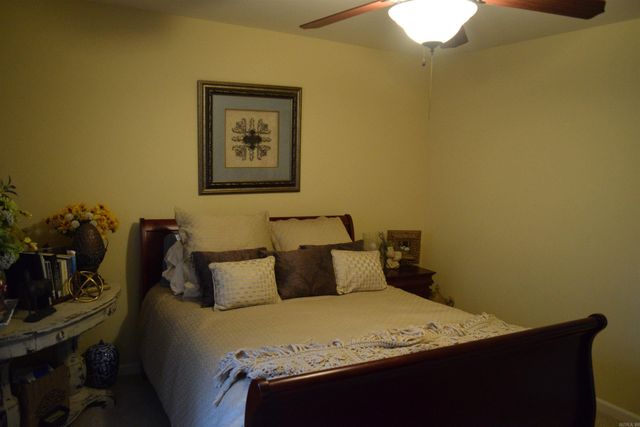 143 Rock Hill Rd, Fairfield Bay, AR 72088