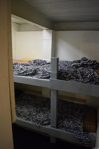 143 Rock Hill Rd, Fairfield Bay, AR 72088