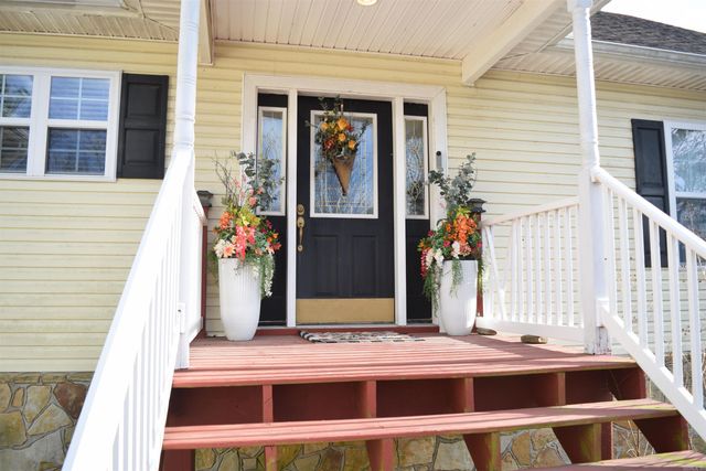 143 Rock Hill Rd, Fairfield Bay, AR 72088