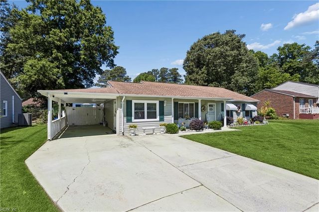 25 Old Church CIR, Portsmouth, VA 23703