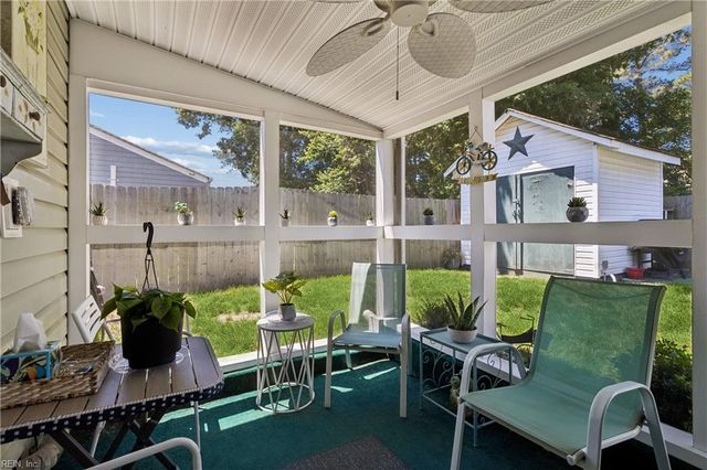 25 Old Church CIR, Portsmouth, VA 23703