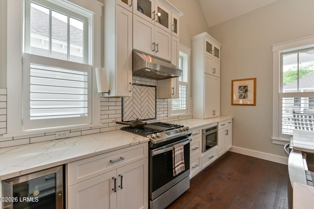 13 Hamlet Row, Beaufort, SC 29906