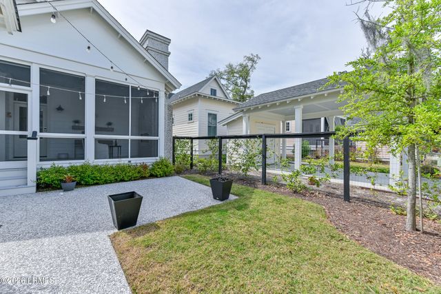 13 Hamlet Row, Beaufort, SC 29906