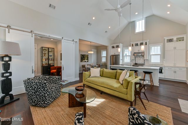 13 Hamlet Row, Beaufort, SC 29906